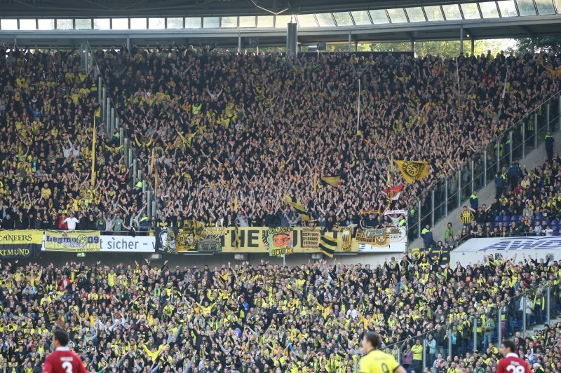 BVB, Borussia Dortmund, Hannover 96, Niedersachsenstadion ...