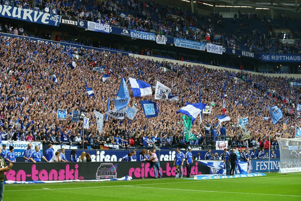 Gelsenkirchen, FC Schalke 04, 1. Bundesliga, Auswärtssieg ...